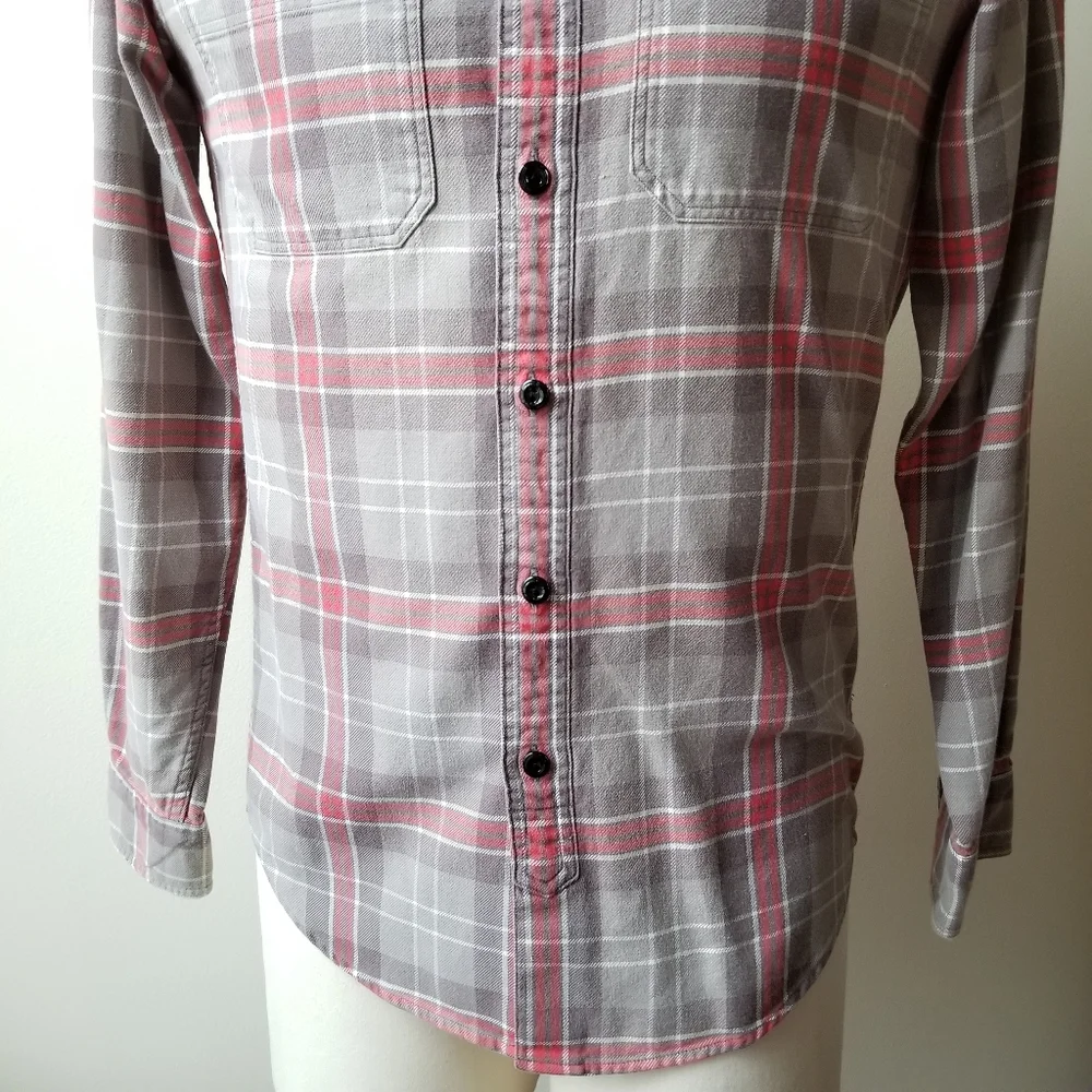J. Crew reposhing this